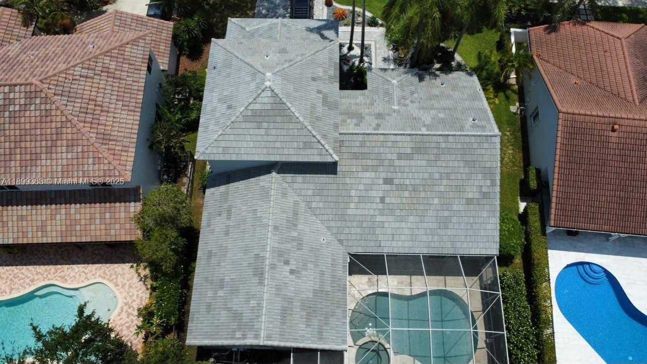 Small Image of 1888 WATER RIDGE DR #1888, Weston Number 3