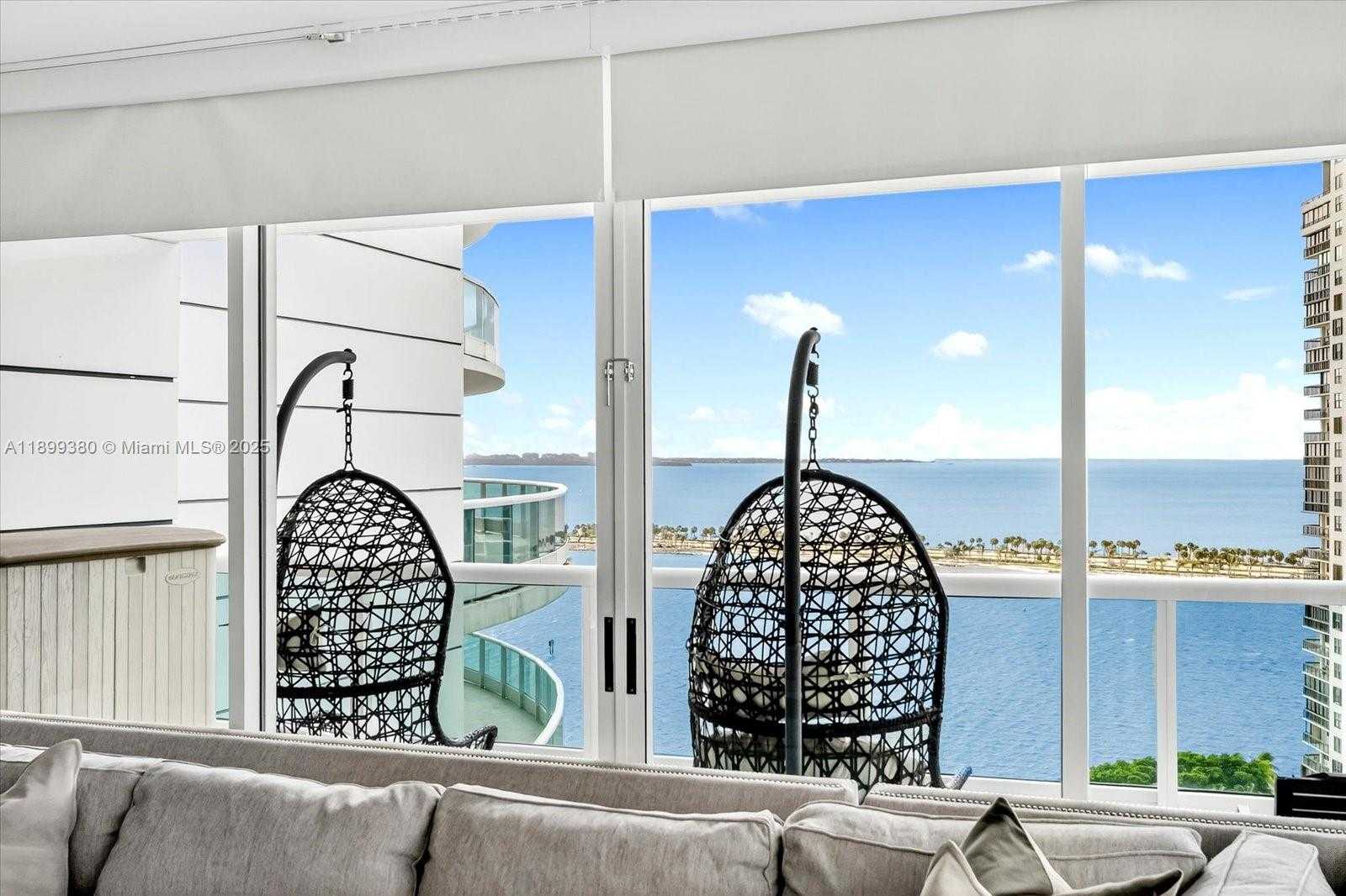 Small Image of 2127 BRICKELL AVE #2005, Miami Number 10