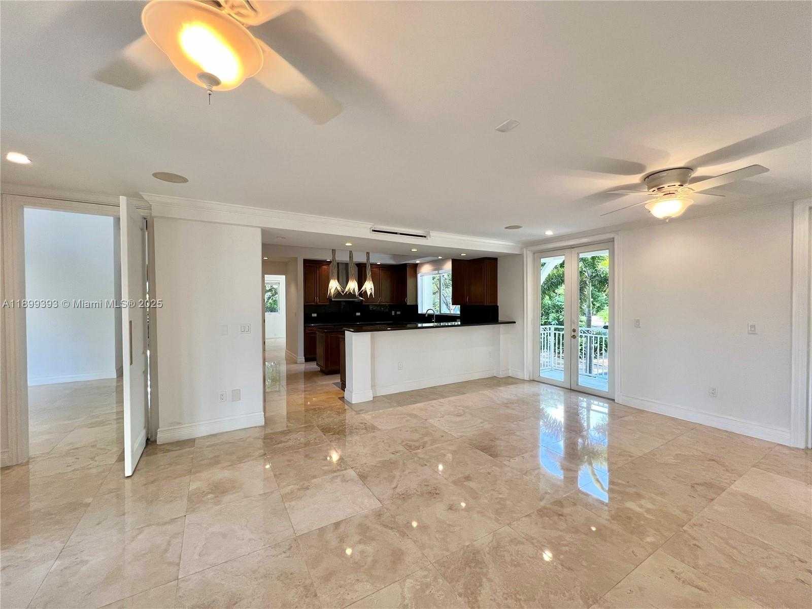 Small Image of 573 SATINWOOD DR, Key Biscayne Number 17