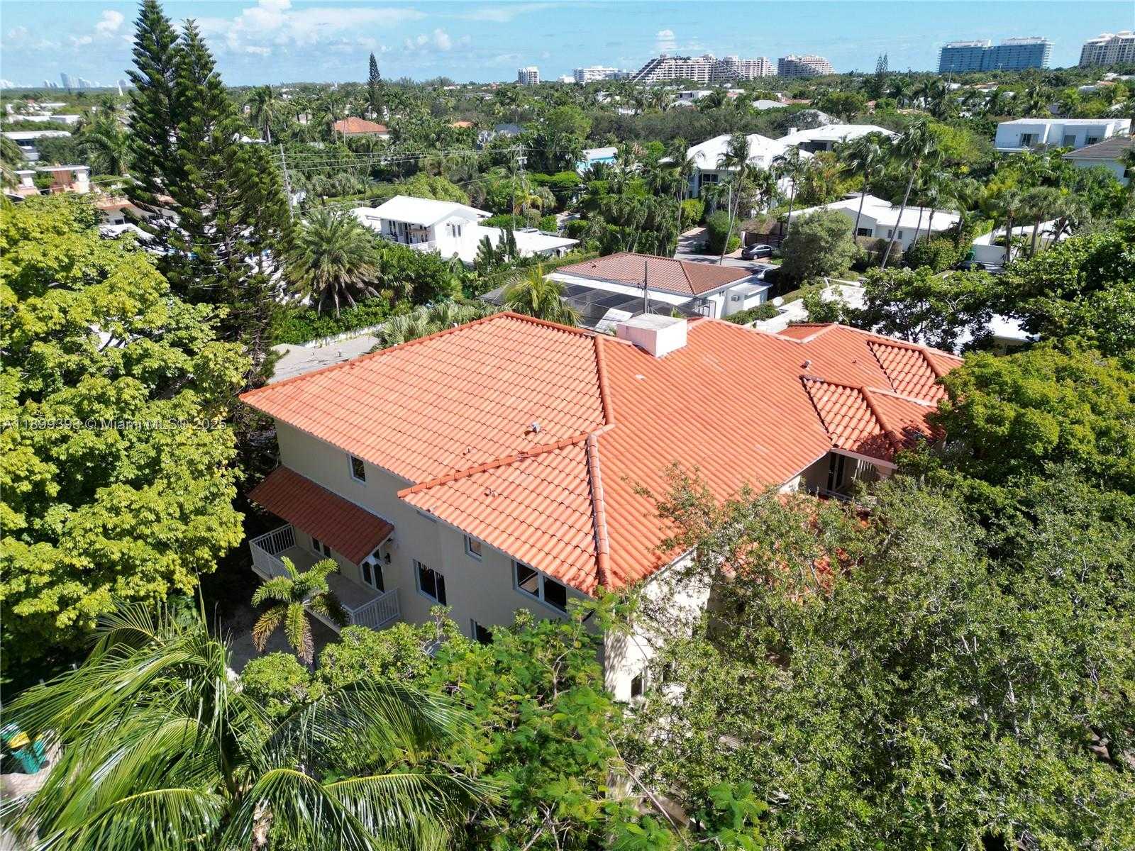Small Image of 573 SATINWOOD DR, Key Biscayne Number 4