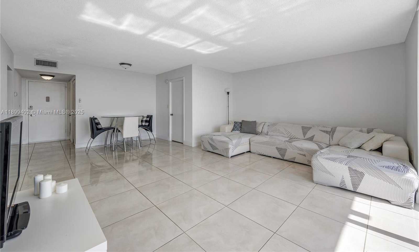 Small Image of 2750 NORTH EAST 183RD ST #804, Aventura Number 3