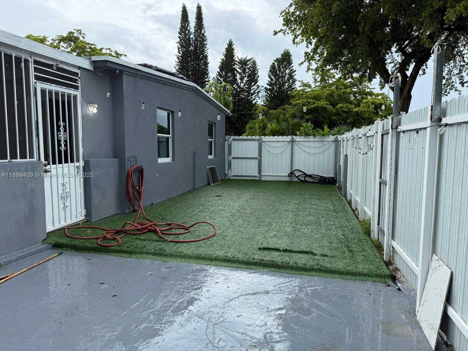 Small Image of 1295 NORTH WEST 122ND ST #1295, North Miami Number 15