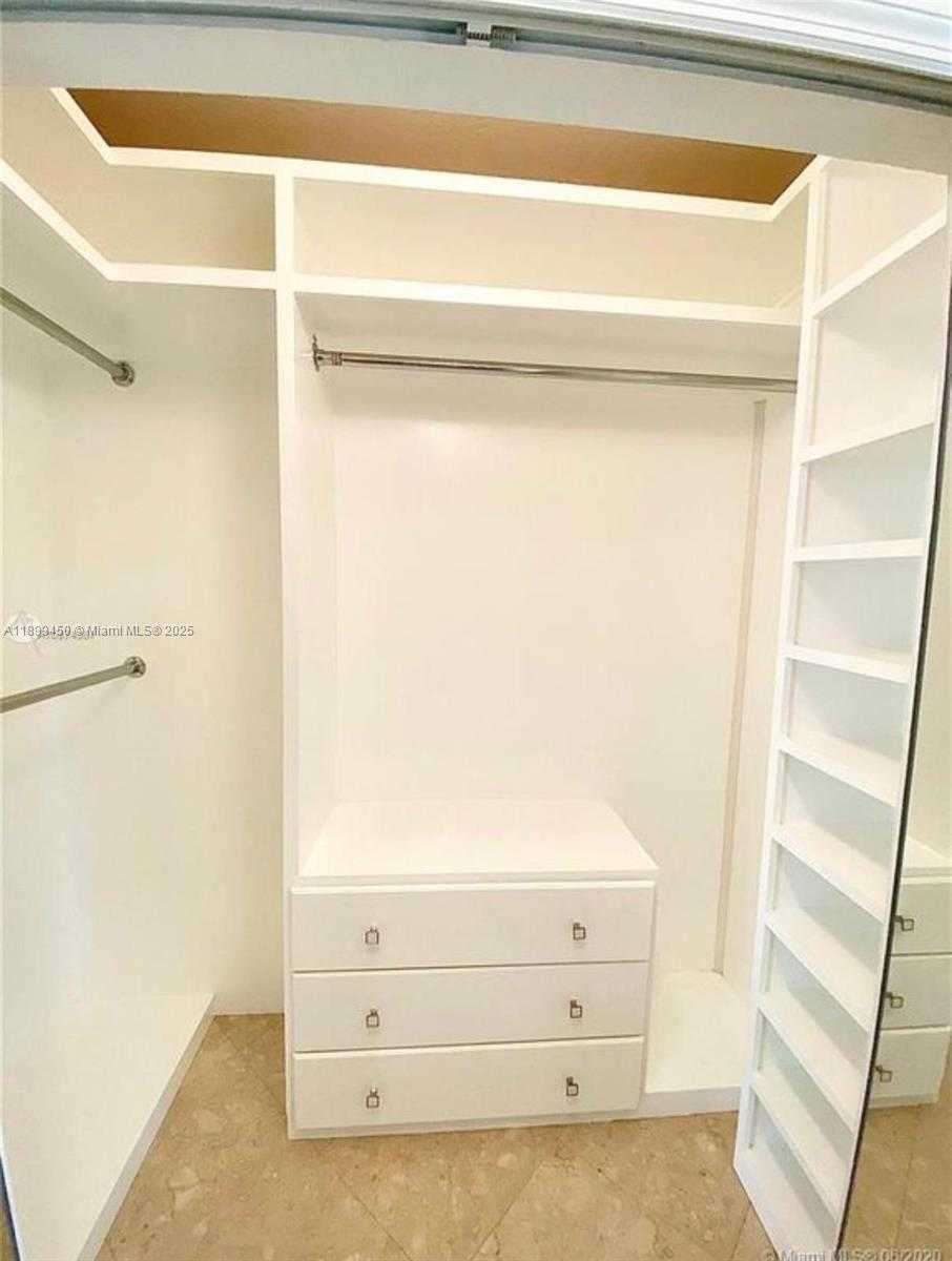 Small Image of 11350 NORTH WEST 82ND TER, Doral Number 15