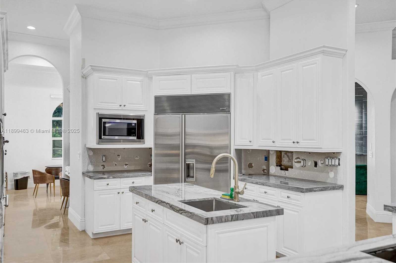 Small Image of 13751 PINE MEADOW CT, Davie Number 26