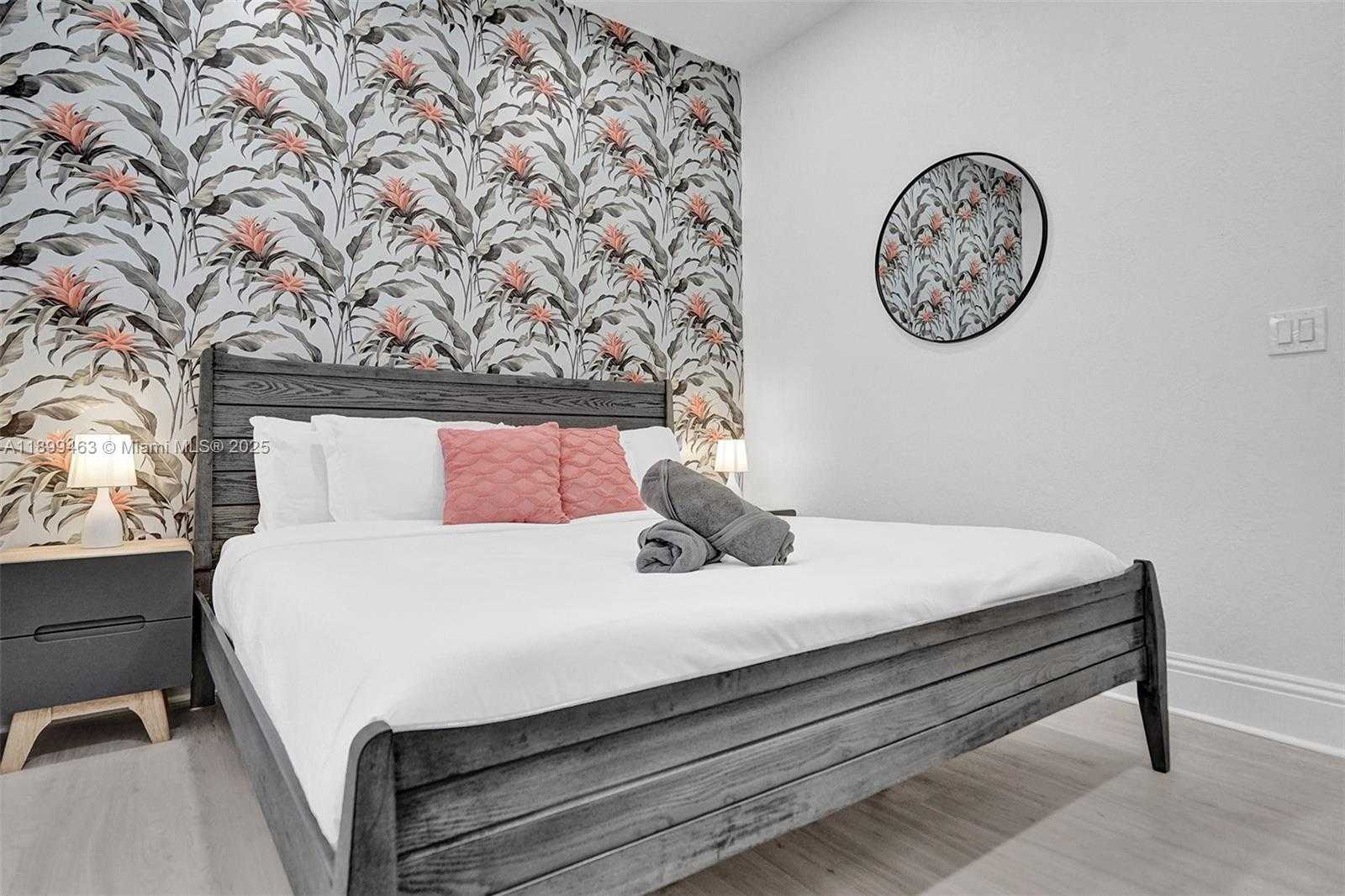 Small Image of 13751 PINE MEADOW CT, Davie Number 38
