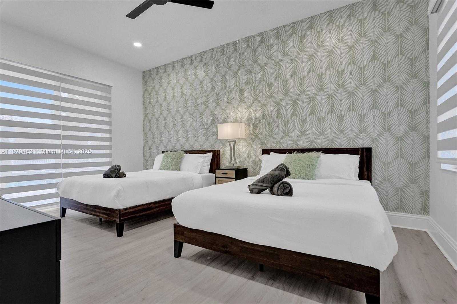 Small Image of 13751 PINE MEADOW CT, Davie Number 44