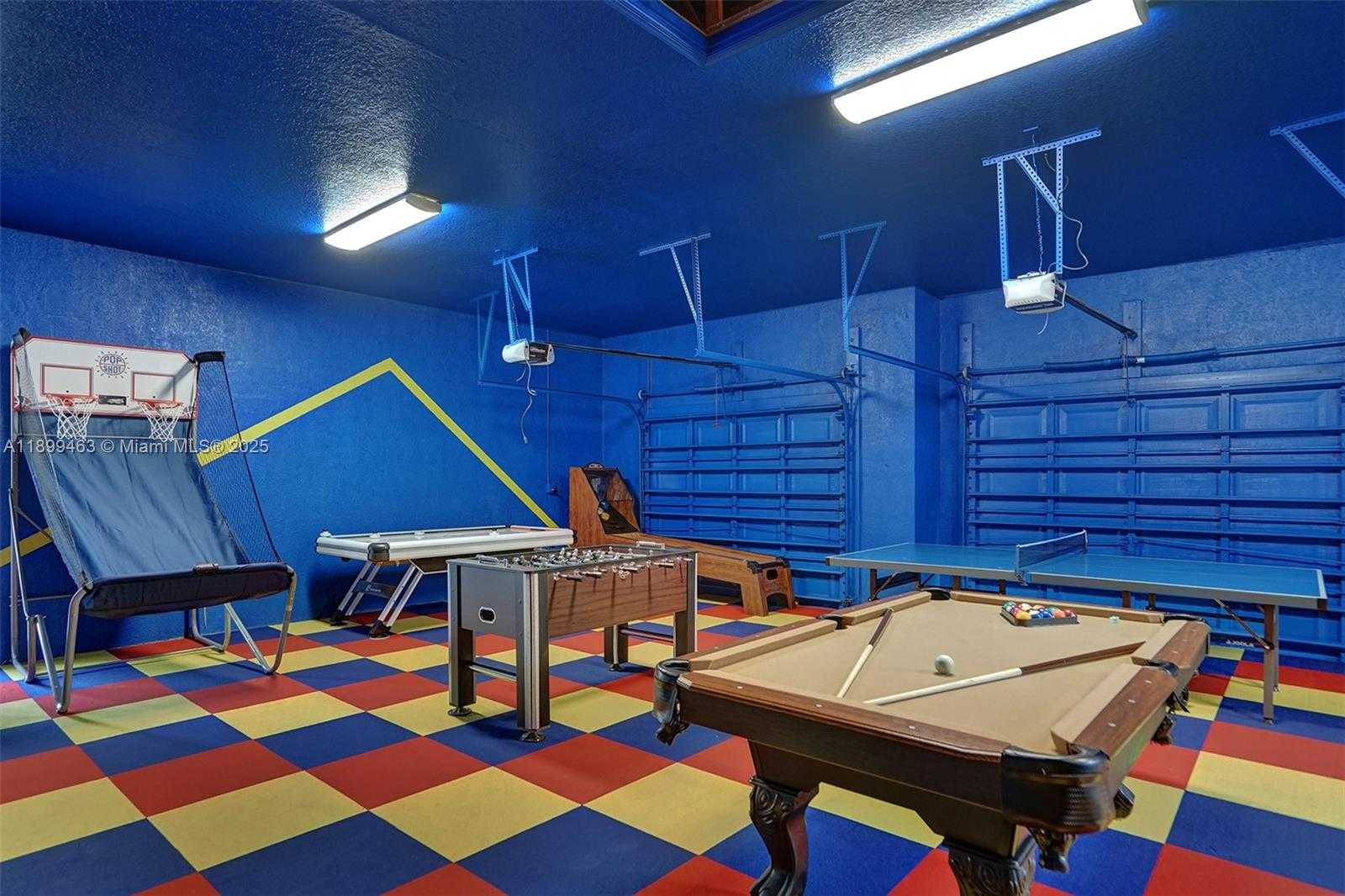 Small Image of 13751 PINE MEADOW CT, Davie Number 47