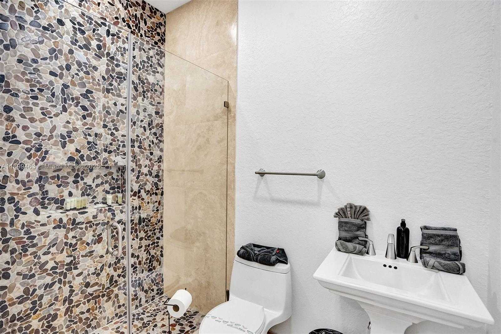 Small Image of 13751 PINE MEADOW CT, Davie Number 53
