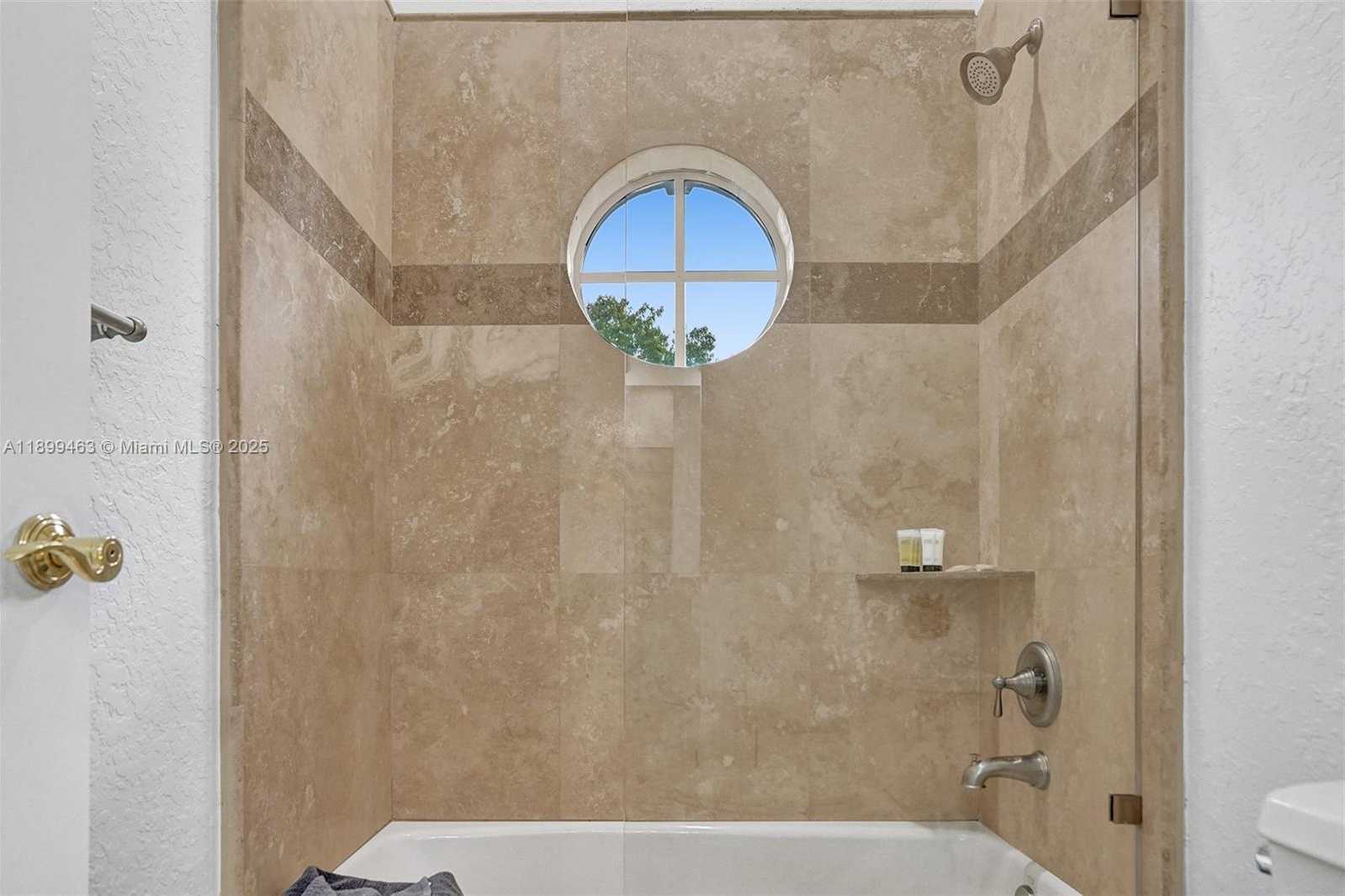 Small Image of 13751 PINE MEADOW CT, Davie Number 62