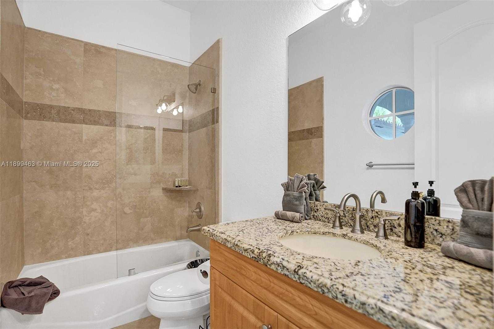 Small Image of 13751 PINE MEADOW CT, Davie Number 68