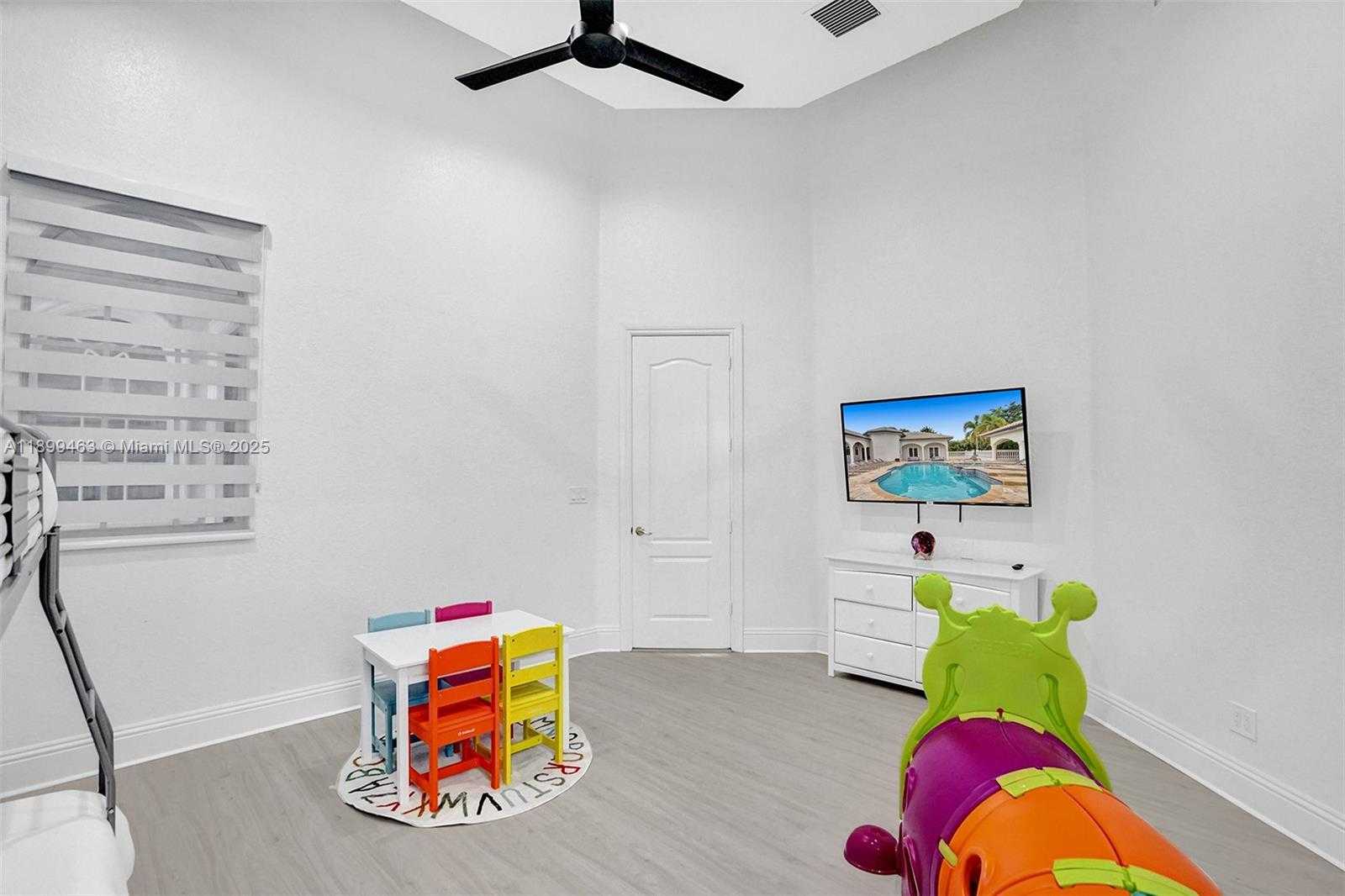 Small Image of 13751 PINE MEADOW CT, Davie Number 74