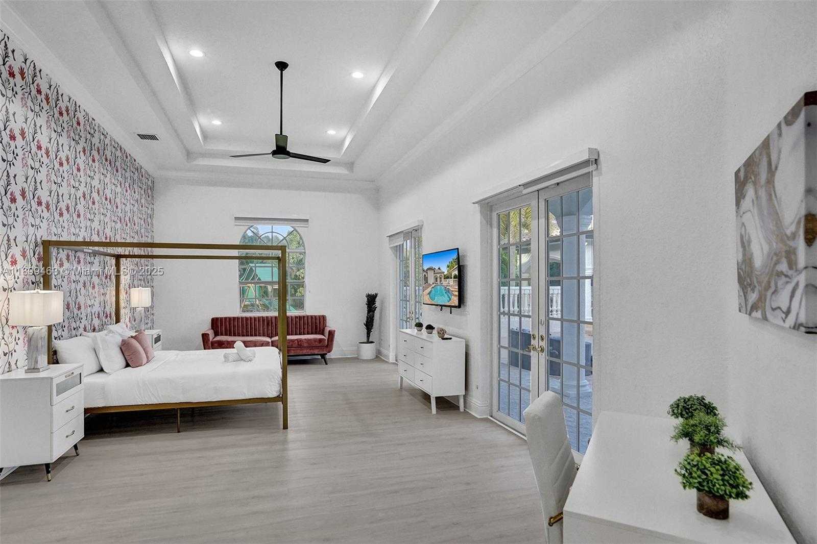 Small Image of 13751 PINE MEADOW CT, Davie Number 75
