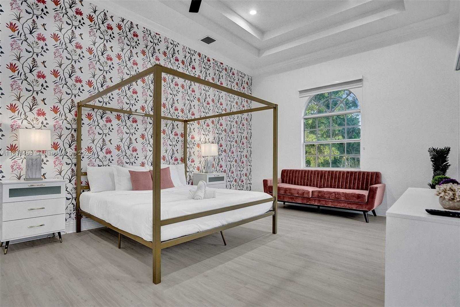 Small Image of 13751 PINE MEADOW CT, Davie Number 77