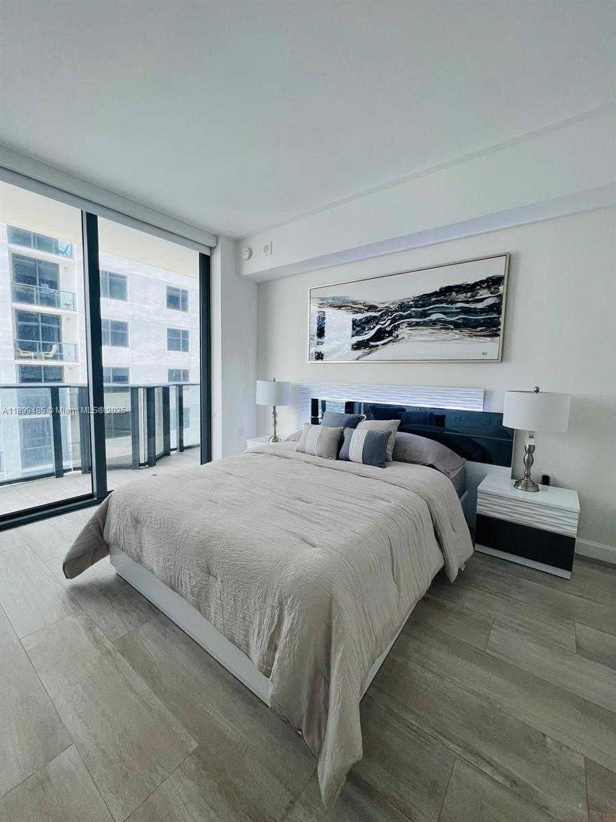 Small Image of 55 SOUTH WEST 9TH ST #3308, Miami Number 10