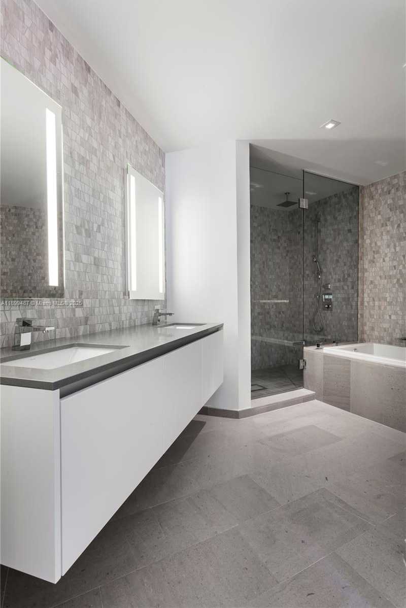 Small Image of 88 SOUTH WEST 7TH ST #2101, Miami Number 9