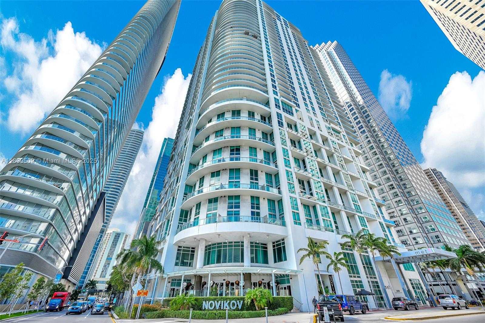 Small Image of 300 SOUTH BISCAYNE BLVD #L-1232, Miami Number 4