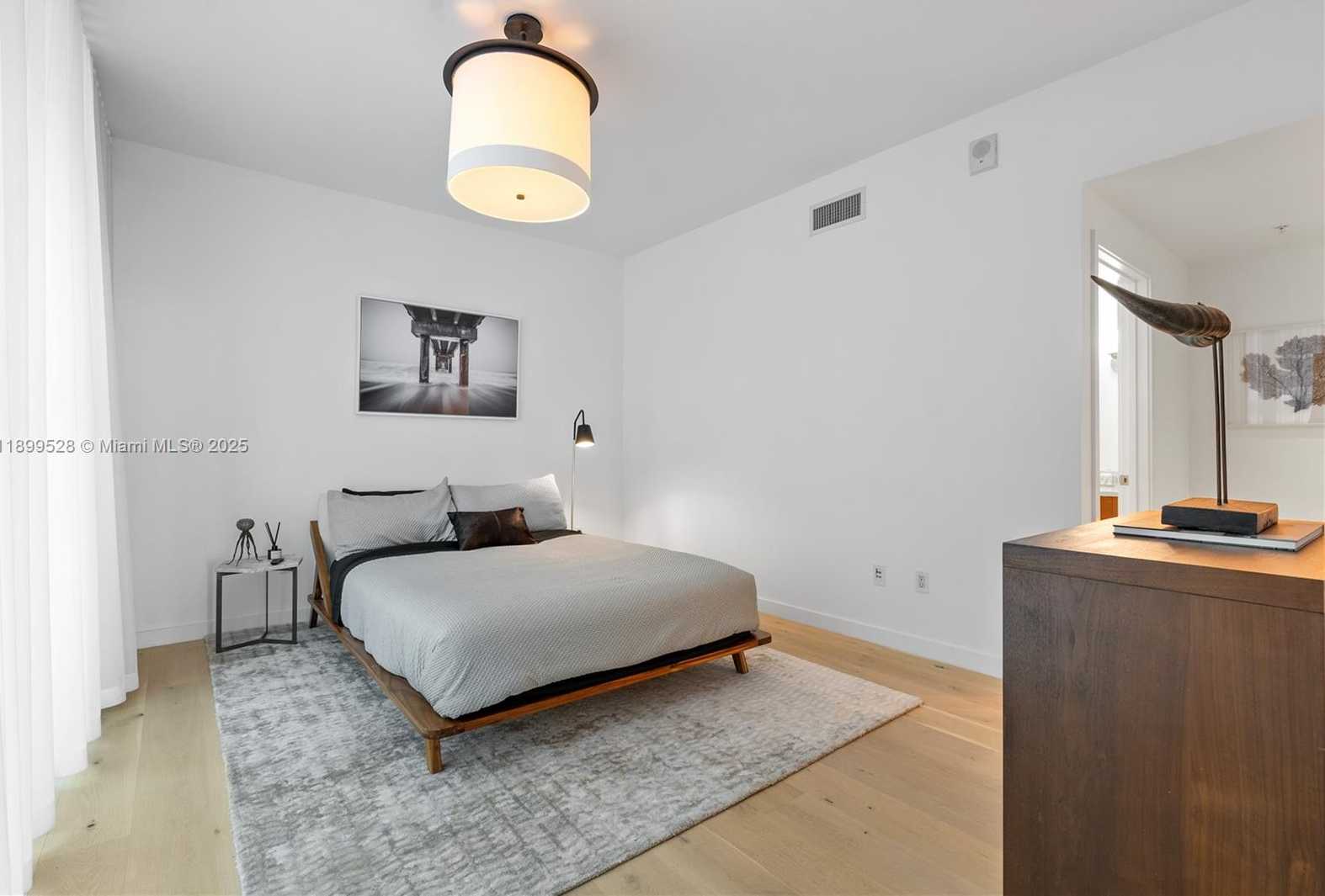 Small Image of 6899 COLLINS AVE #202, Miami Beach Number 11