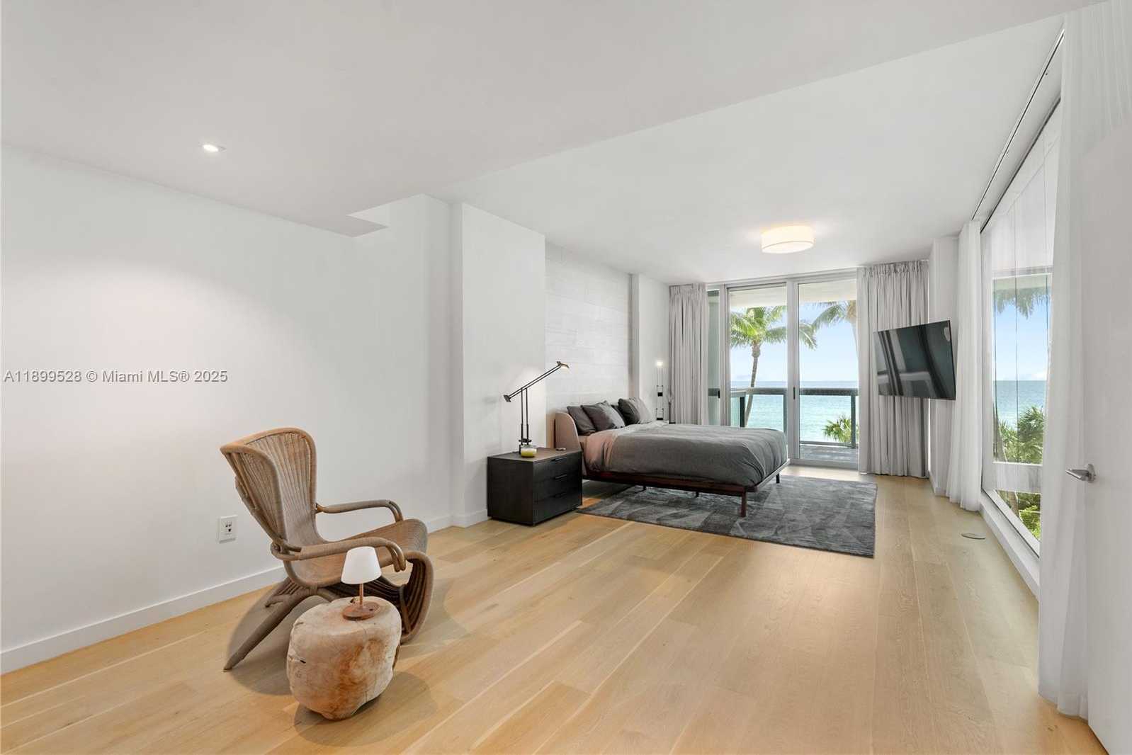 Small Image of 6899 COLLINS AVE #202, Miami Beach Number 15