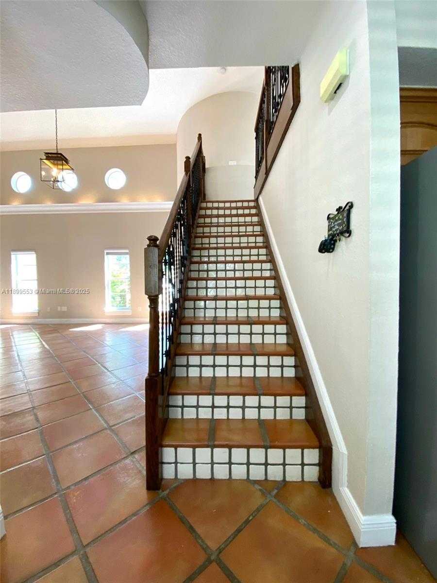 Small Image of 16208 NORTH WEST 83RD PL, Miami Lakes Number 17