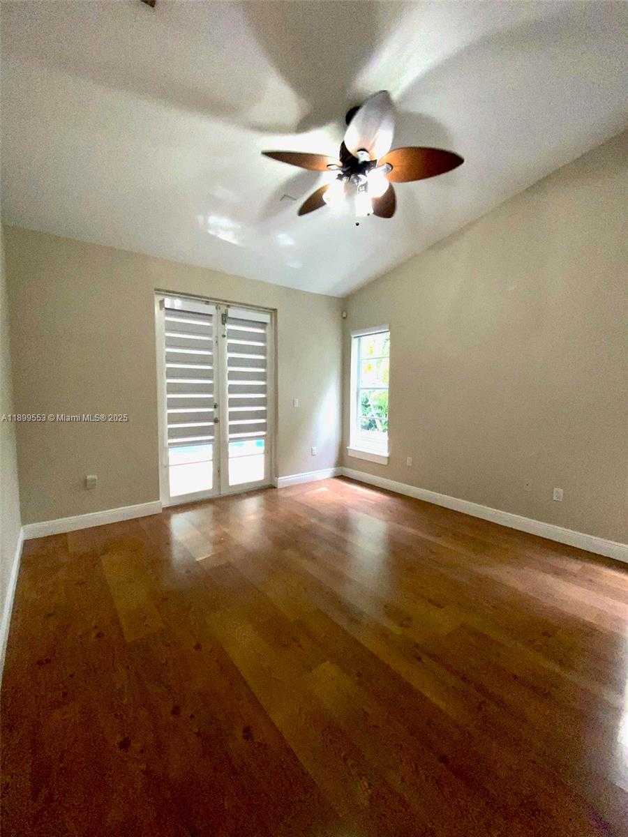 Small Image of 16208 NORTH WEST 83RD PL, Miami Lakes Number 18