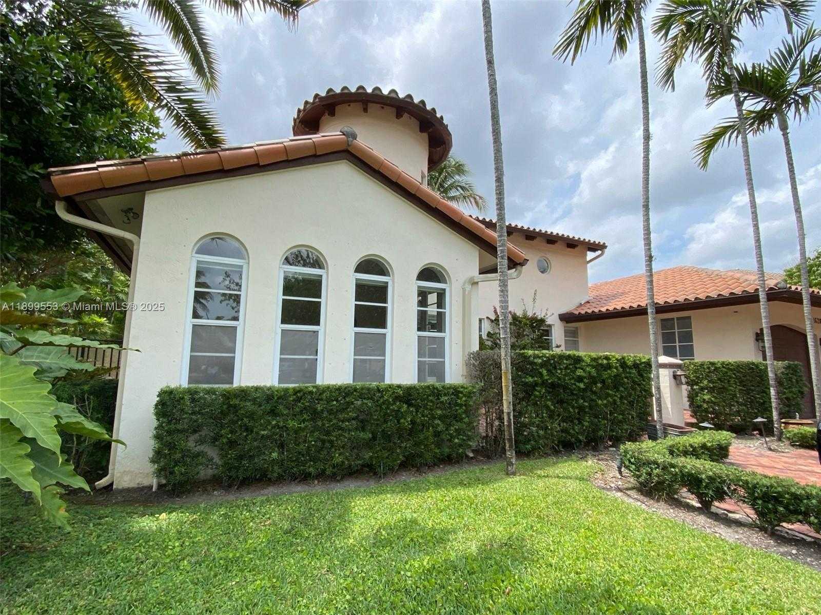 Small Image of 16208 NORTH WEST 83RD PL, Miami Lakes Number 2