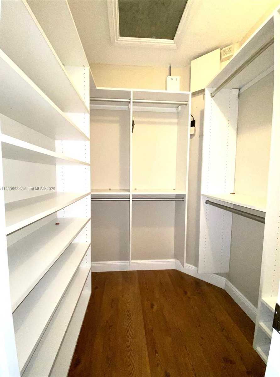 Small Image of 16208 NORTH WEST 83RD PL, Miami Lakes Number 21