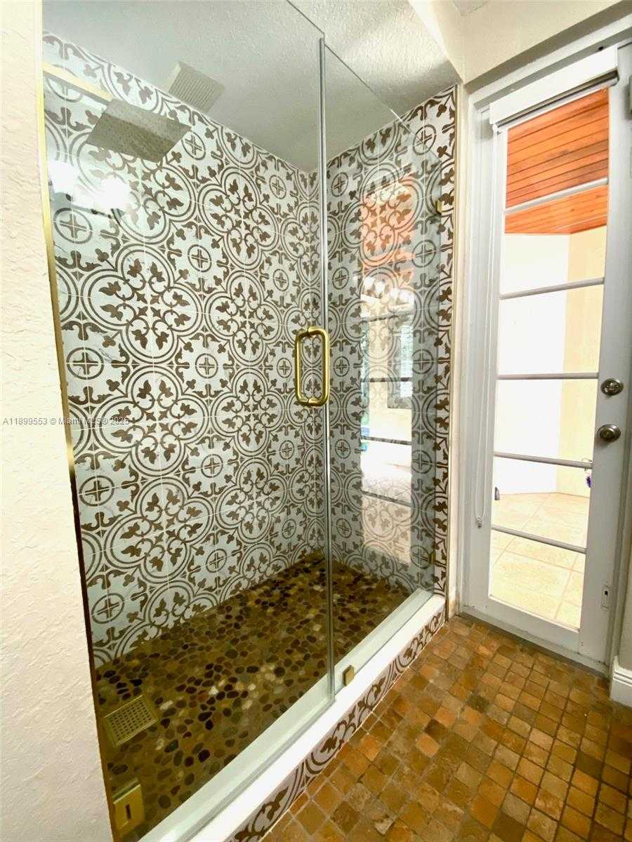 Small Image of 16208 NORTH WEST 83RD PL, Miami Lakes Number 25