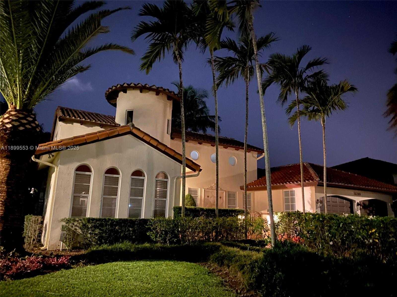 Small Image of 16208 NORTH WEST 83RD PL, Miami Lakes Number 3