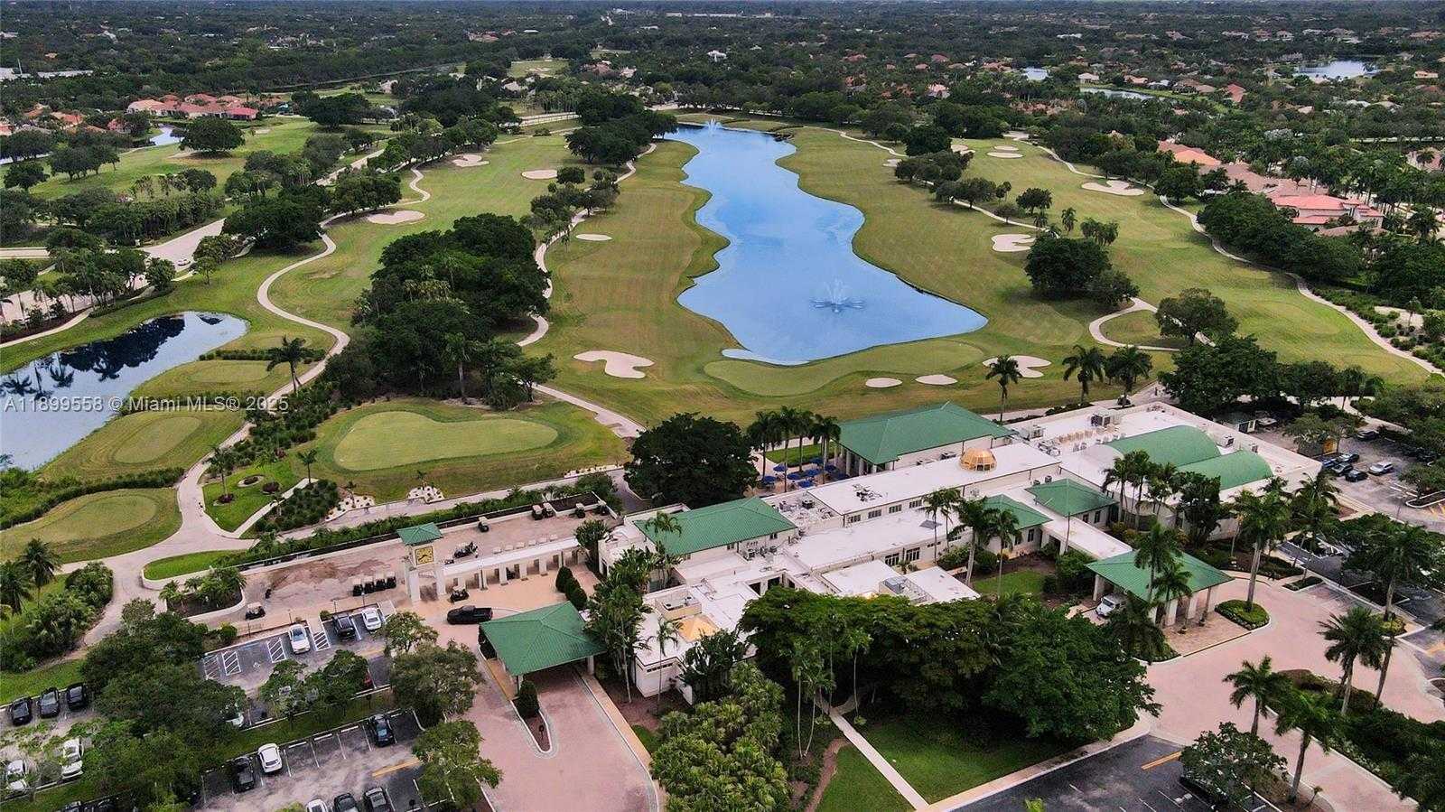 Small Image of 1709 VICTORIA POINTE CIR #00, Weston Number 27