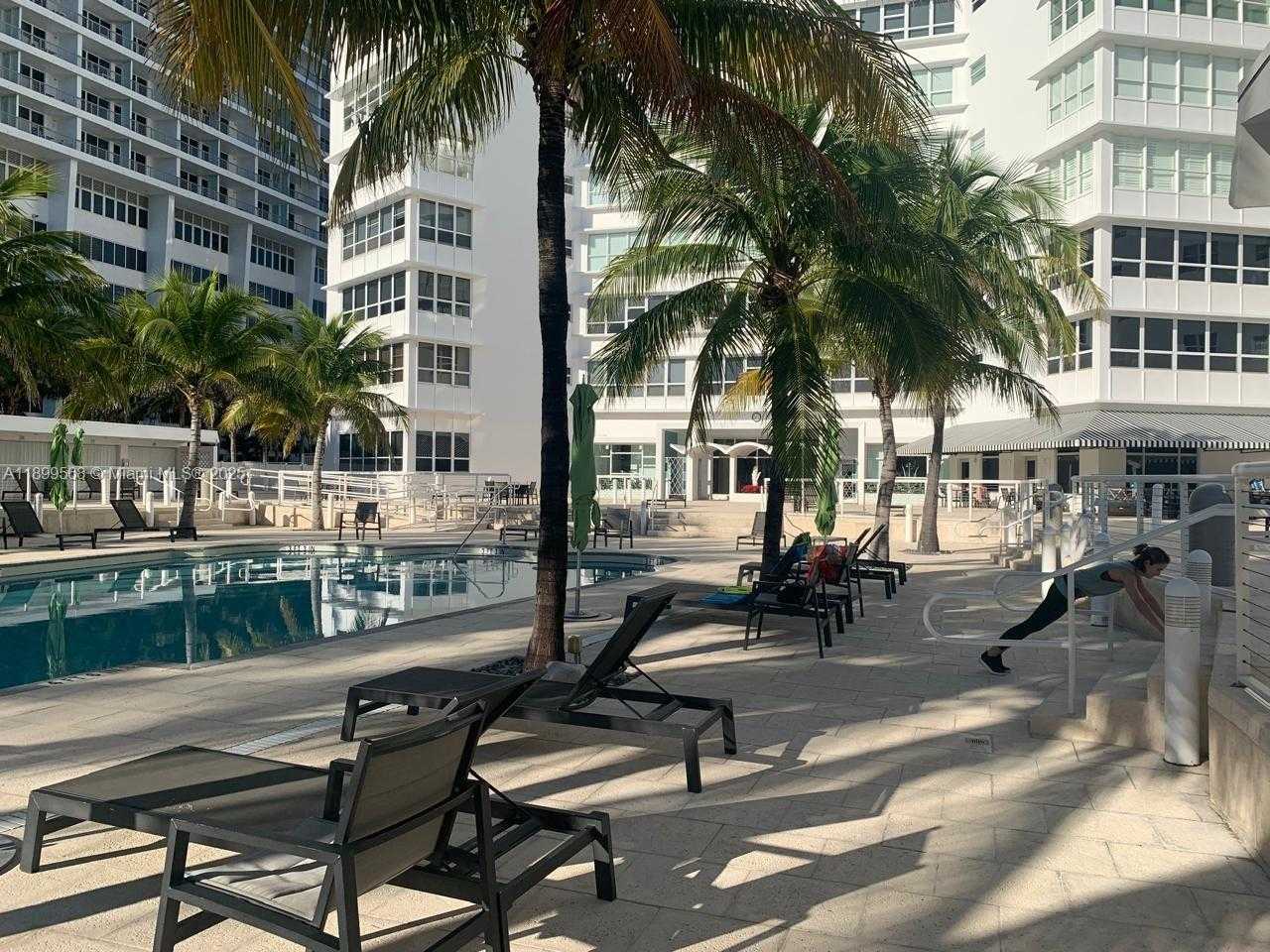Small Image of 4925 COLLINS AVE #5G, Miami Beach Number 4