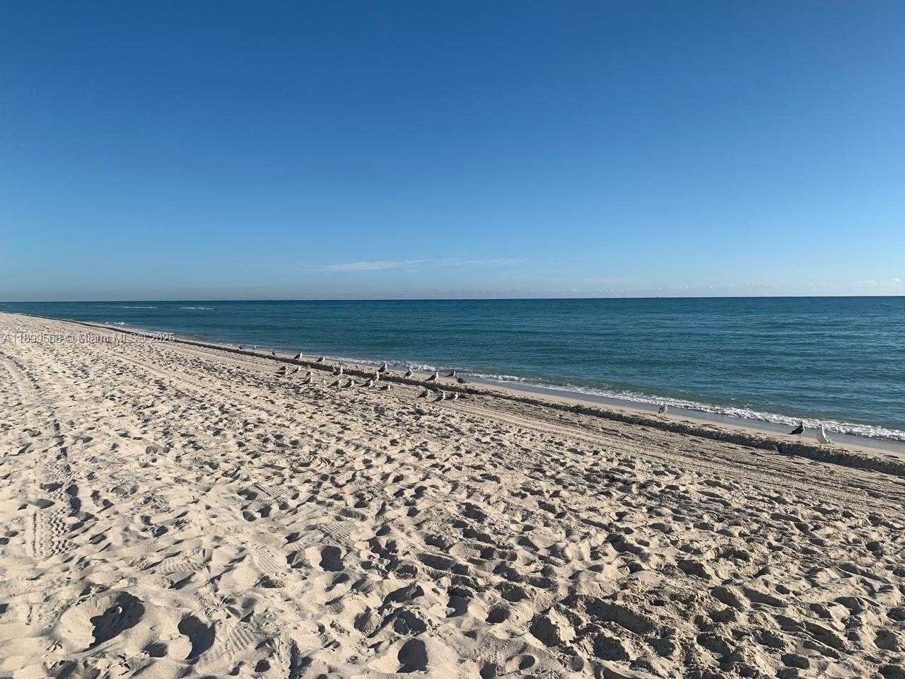 Small Image of 4925 COLLINS AVE #5G, Miami Beach Number 8