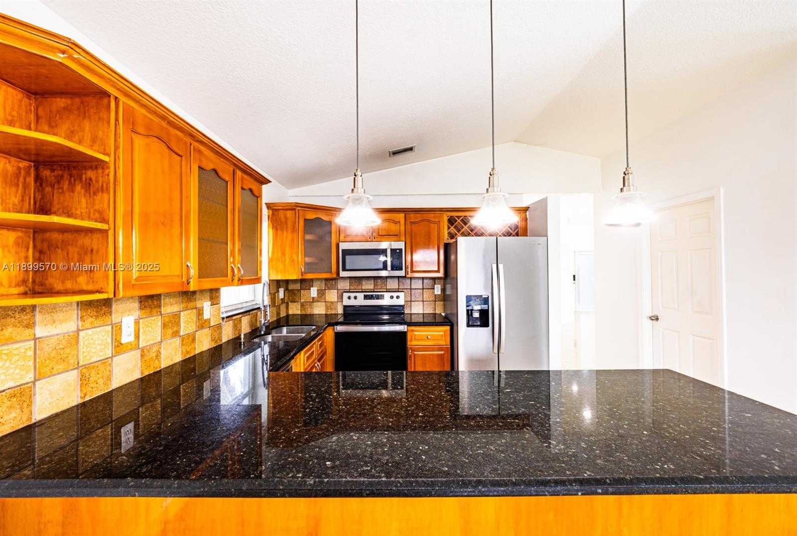 Small Image of 14859 SOUTH WEST 177TH TER, Miami Number 10