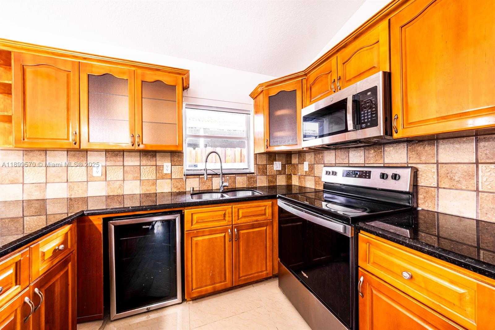 Small Image of 14859 SOUTH WEST 177TH TER, Miami Number 12