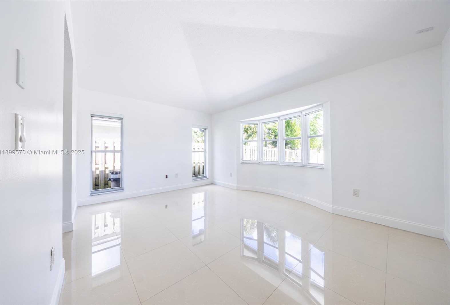 Small Image of 14859 SOUTH WEST 177TH TER, Miami Number 15