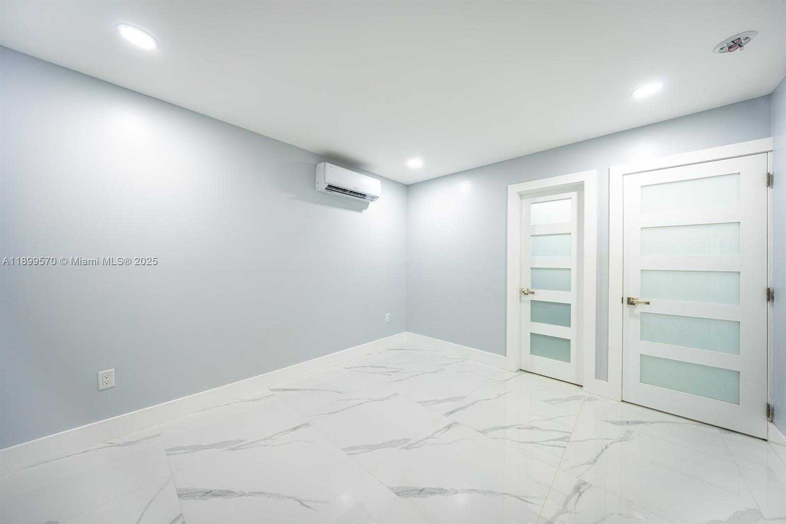 Small Image of 14859 SOUTH WEST 177TH TER, Miami Number 32