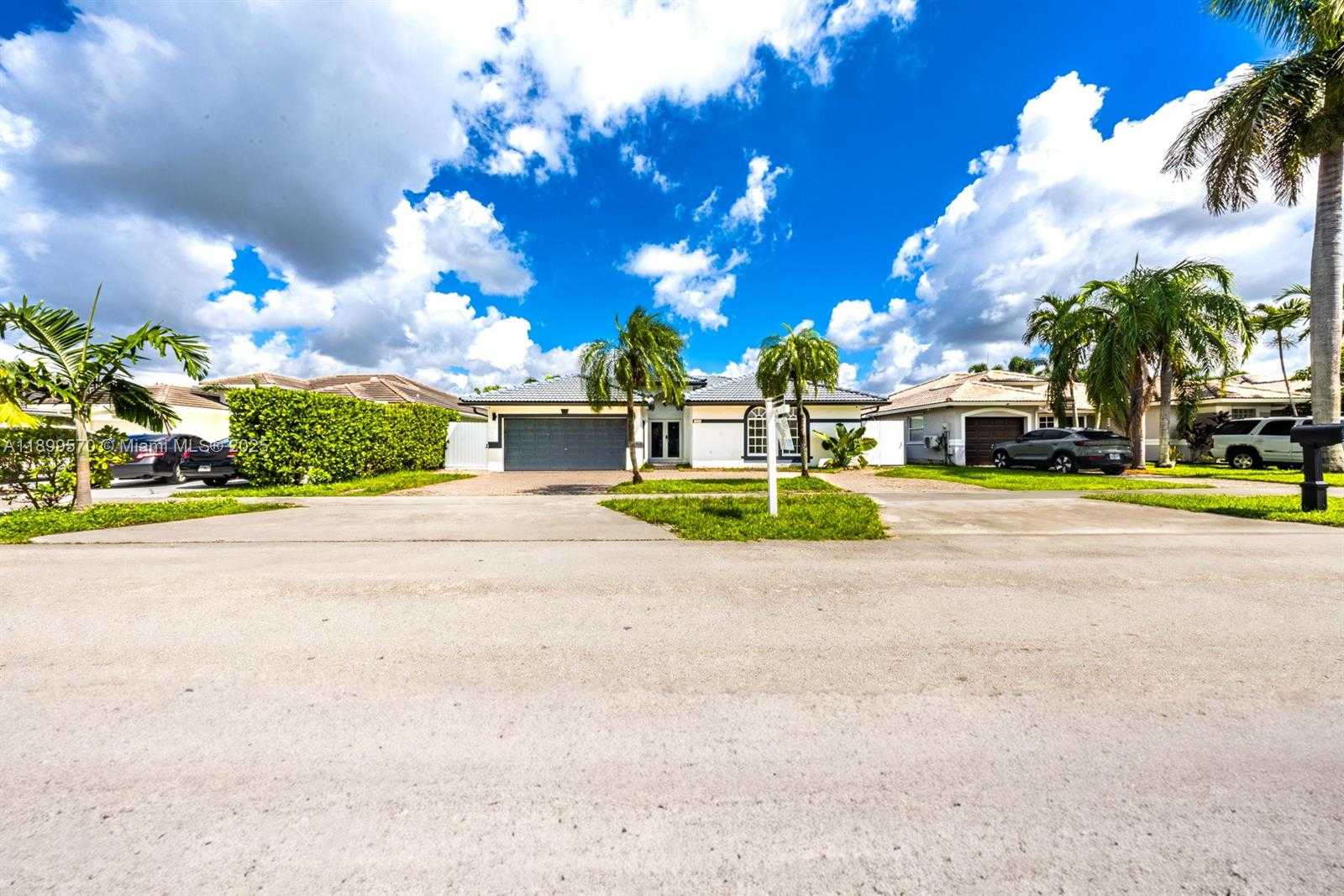 Small Image of 14859 SOUTH WEST 177TH TER, Miami Number 9
