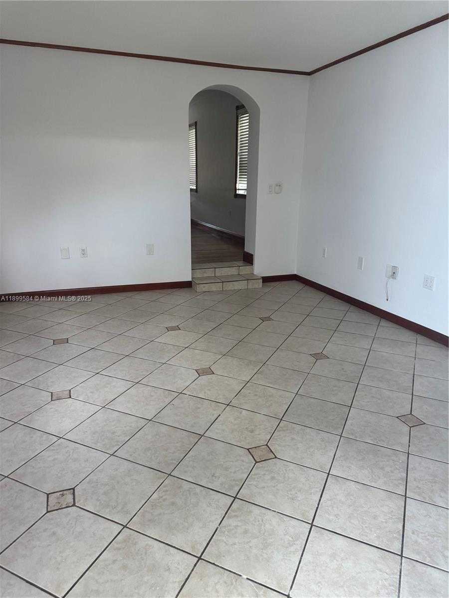 Small Image of 5451 SOUTH WEST 6TH ST #1, Miami Number 4