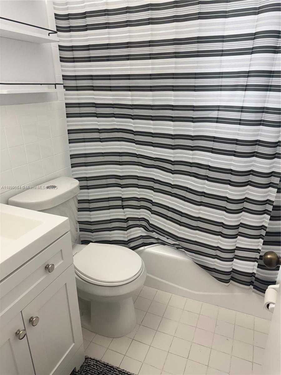 Small Image of 5451 SOUTH WEST 6TH ST #1, Miami Number 9