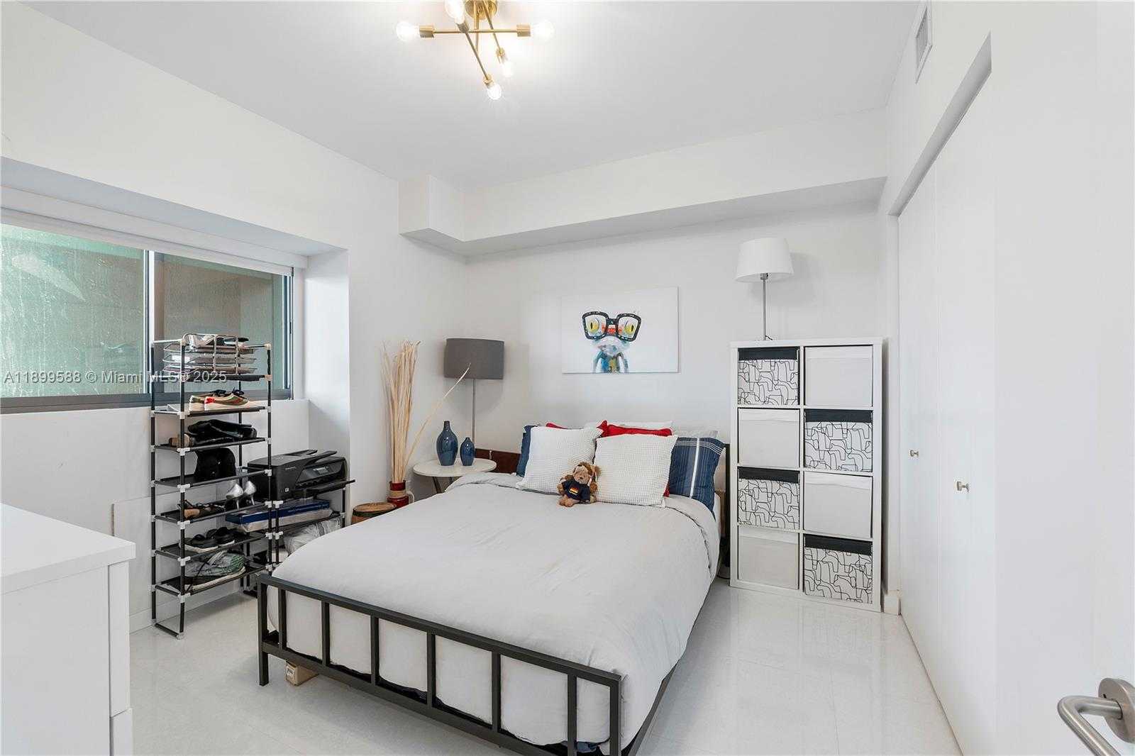 Small Image of 460 NORTH EAST 28TH ST #2103, Miami Number 14