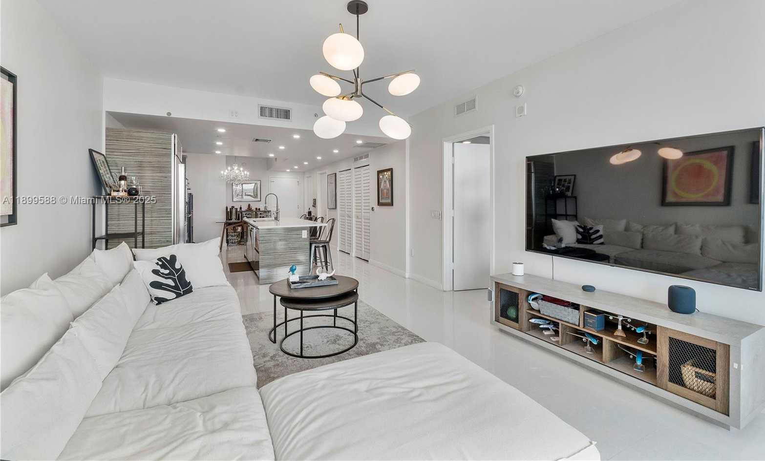 Small Image of 460 NORTH EAST 28TH ST #2103, Miami Number 4