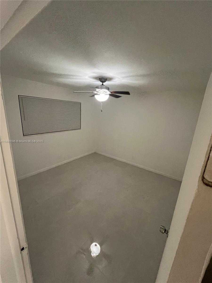 Small Image of 2319 JACKSON ST #7, Hollywood Number 6