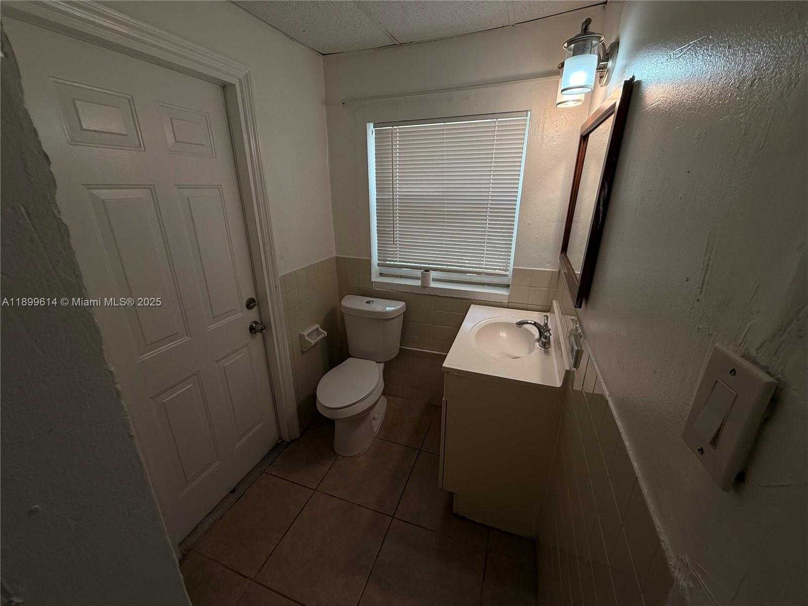 Small Image of 1012 NORTH 24TH AVE #2, Hollywood Number 9