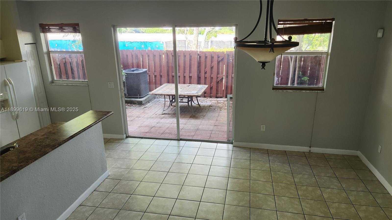 Small Image of 12813 SOUTH WEST 132ND TER, Miami Number 13