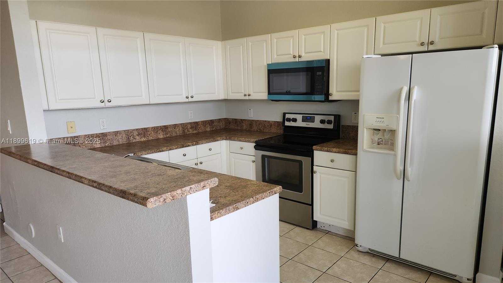 Small Image of 12813 SOUTH WEST 132ND TER, Miami Number 15