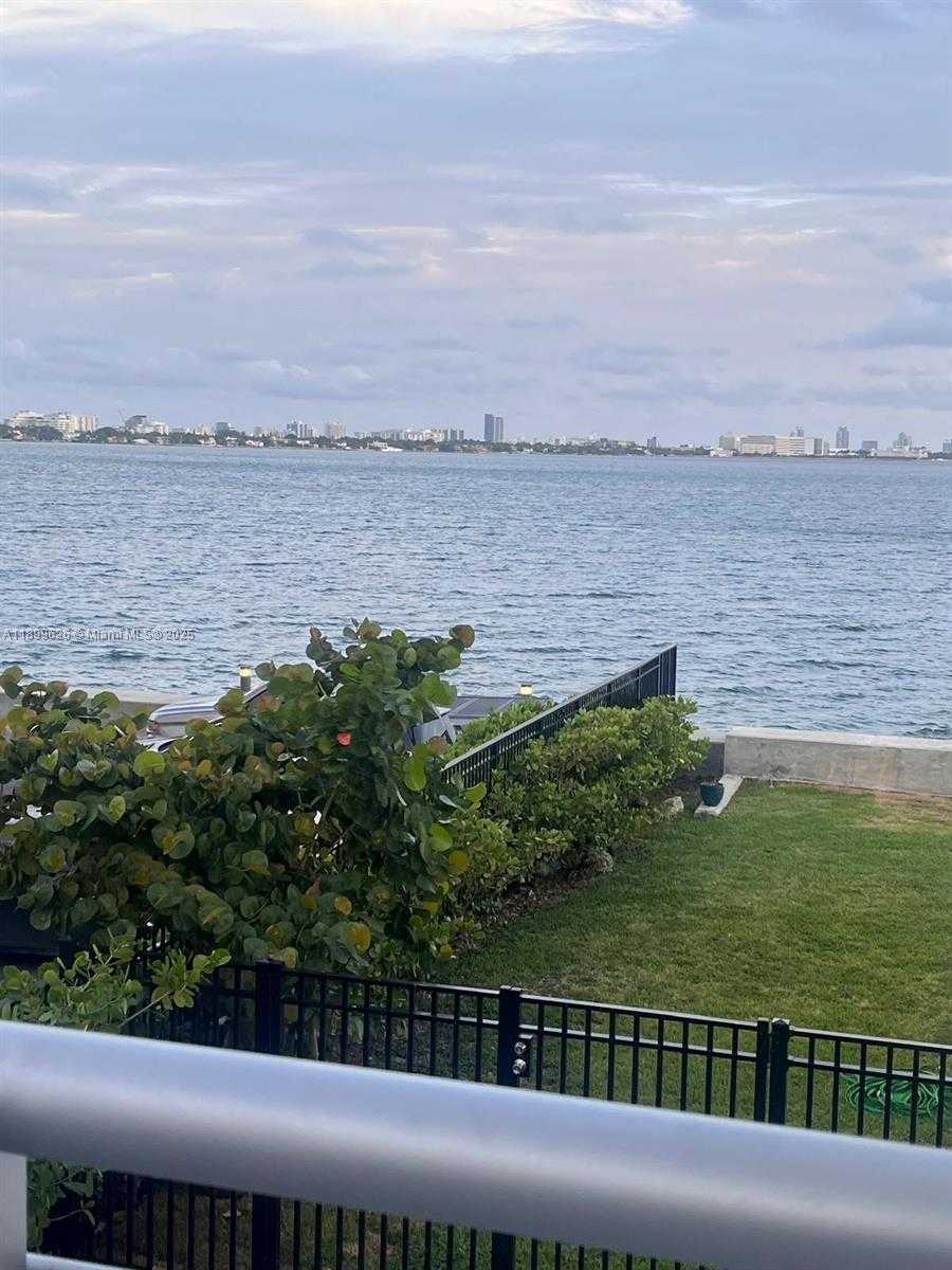 Small Image of 1880 SOUTH TREASURE DR #2C, North Bay Village Number 14