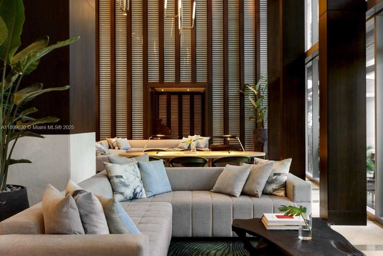 Small Image of 200 BISCAYNE BOULEVARD WAY #3702, Miami Number 61