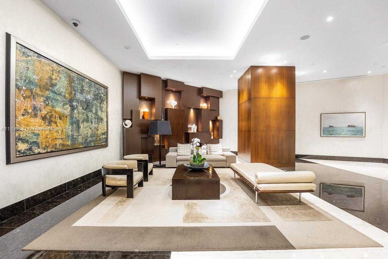 Small Image of 200 BISCAYNE BOULEVARD WAY #3702, Miami Number 66