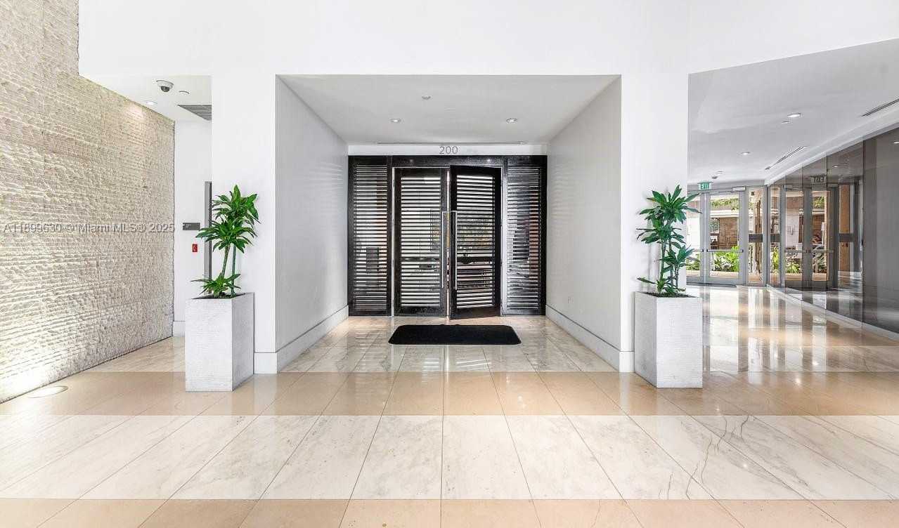 Small Image of 200 BISCAYNE BOULEVARD WAY #3702, Miami Number 67
