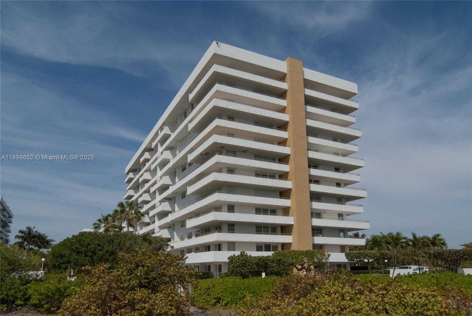 Small Image of 155 OCEAN LANE DR #404, Key Biscayne Number 22