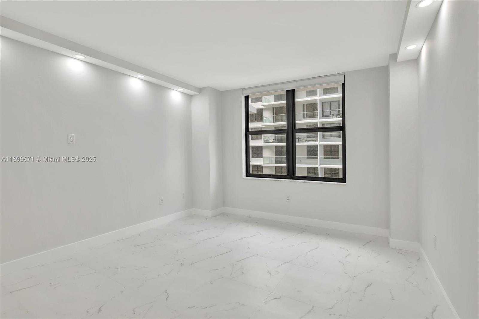 Small Image of 9801 COLLINS AVE #15X, Bal Harbour Number 35